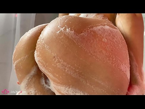 ❤️ Brunette Masturbates Pus karo Vibrator kanggo Intens Orgasme ing Shower ️❌ Sluts ing kita ❌️