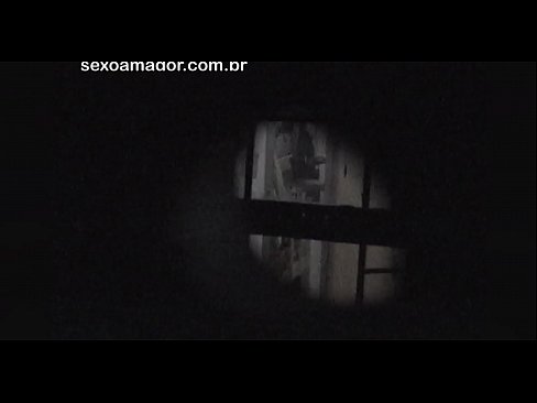 ❤️ Blondie bakal diam-diam videotaped dening tetanggan voyeur umpetaken konco bricks kothong ️❌ Sluts ing kita ❌️